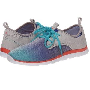 Cushe Mellow lightweight athletic shoe size 9